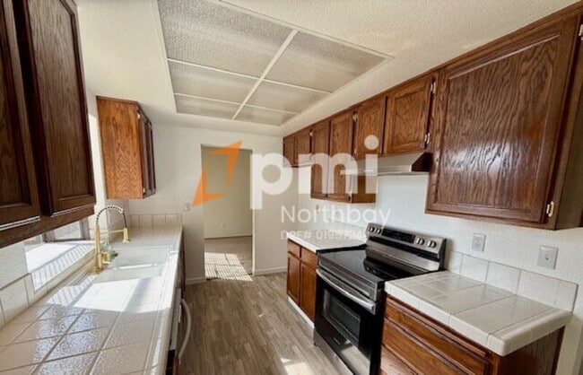 Foto del edificio - 1225 Whitecap Way