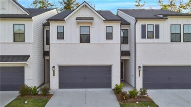 Building Photo - 2030 Underwood Dr