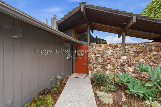 Building Photo - 1541 Garrison Pl