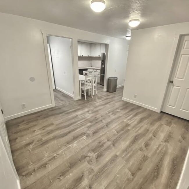 Foto del edificio - 795 S 800 W St