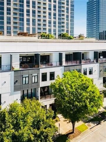 Foto del edificio - 223 16th St NW