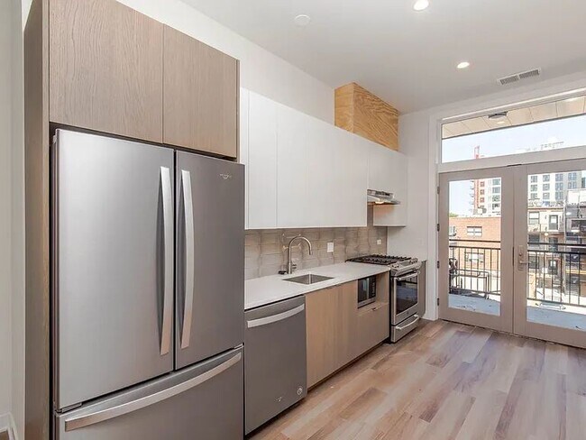 Foto del edificio - 1553 N Wells St