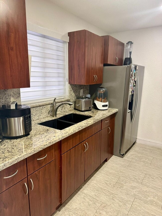 Foto del edificio - 5402 SW 138th Ave