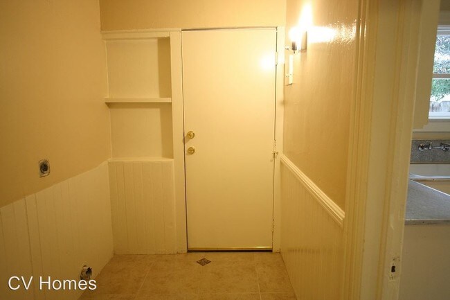 Foto del edificio - 986-986 N Broadway St