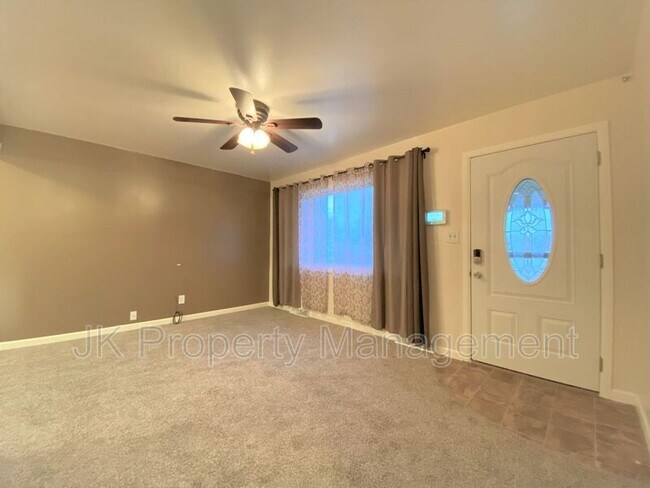 Foto del edificio - 409 26th Ave NE