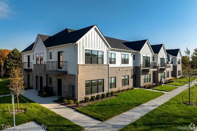 Building Photo - 31829 Gabby Ct