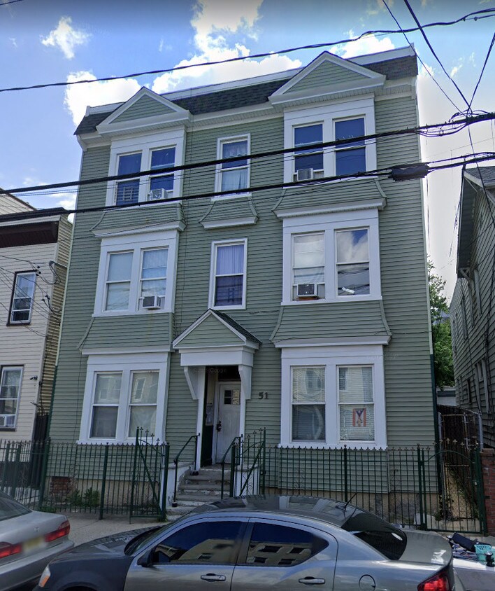 51 Highland Ave, Newark, NJ 07104 Apartments in Newark, NJ