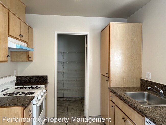 Foto del edificio - 4 br, 2 bath House - 1200 Erie St