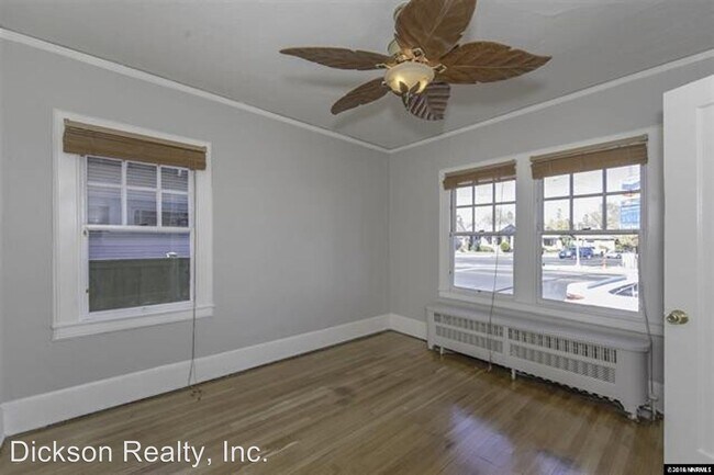 Building Photo - 3 br, 2 bath  - 354 W Liberty Street