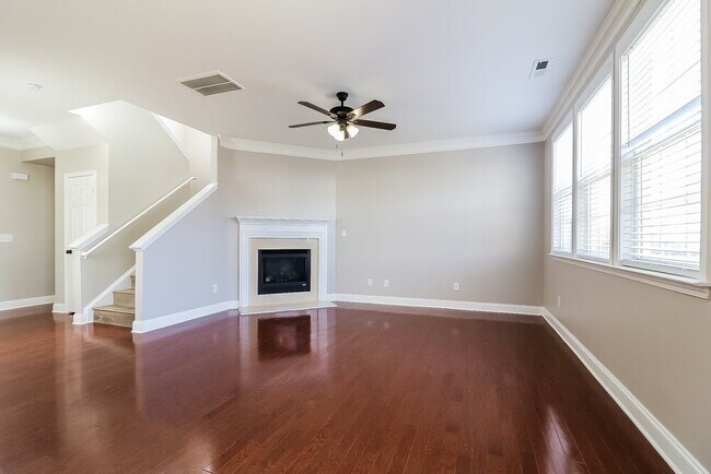 Foto del edificio - 3226 Mackinac Island Ln