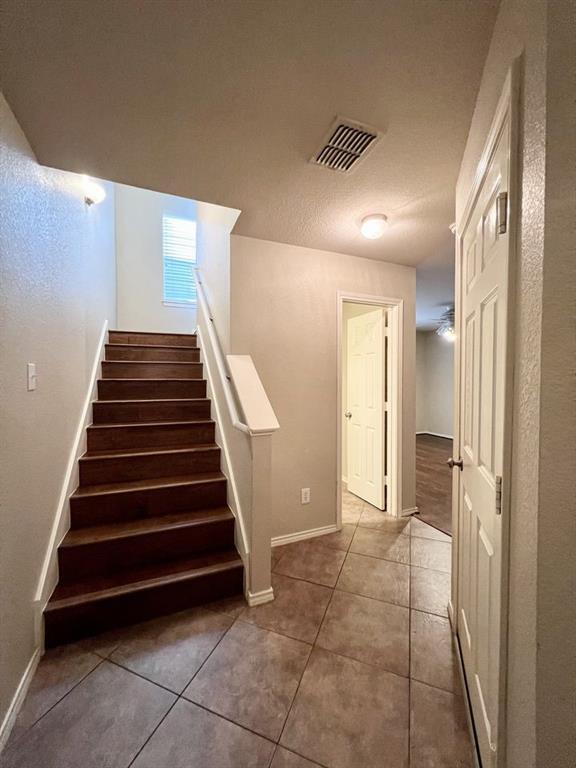 Building Photo - 7416 Coronado Ave