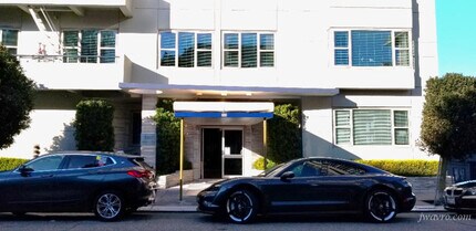 Building Photo - 1000 Green St