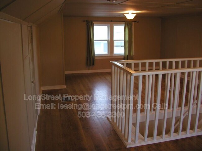 Foto del edificio - 6325 N Maryland Ave