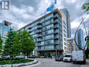 Building Photo - 15 Brunel Ct