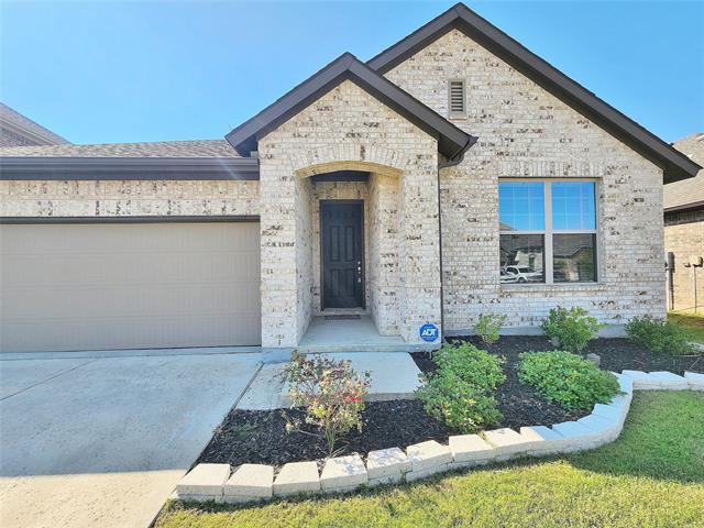 Building Photo - 2034 Clearwater Way
