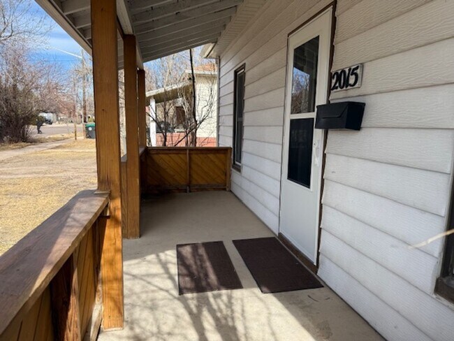 Foto del edificio - House For Rent