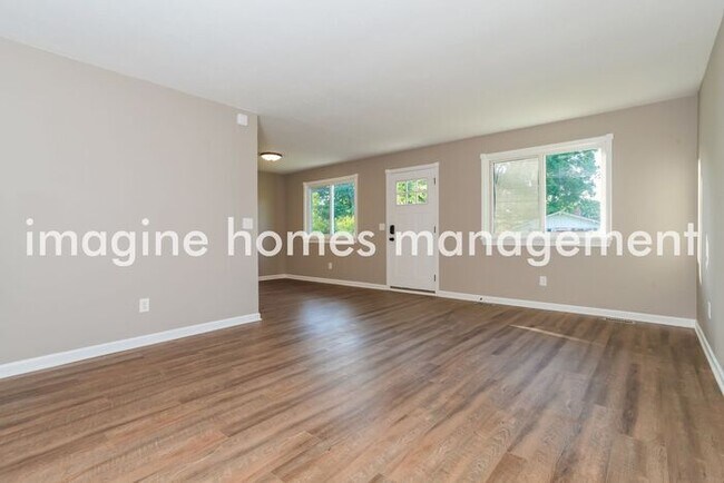 Foto del edificio - Lovely 3 bedroom 1 bath Ranch located in M...