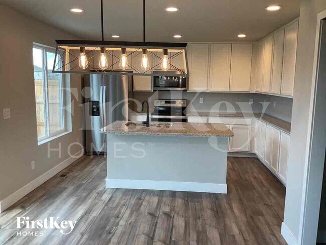 Building Photo - 6907 Akela Ln