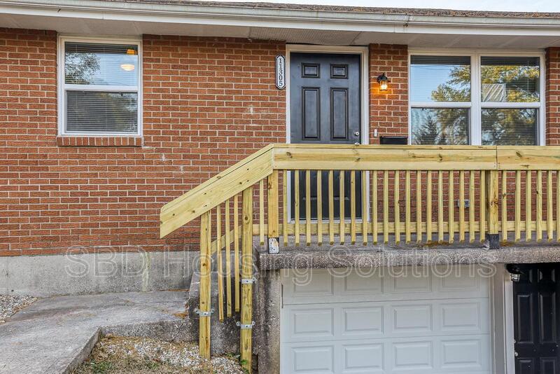 11305 E Park St, Sugar Creek, MO 64054 House Rental in Sugar Creek