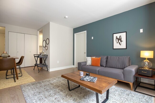 Building Photo - 10 East 29th Street