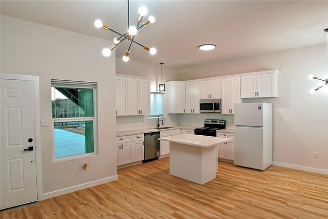 Foto del edificio - 9705 Garcroft St