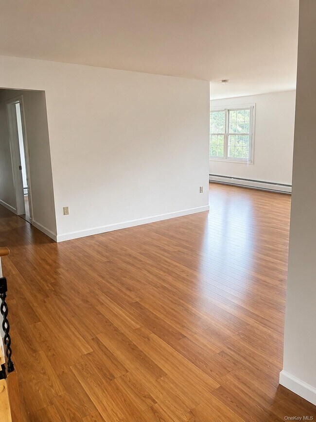 Foto del edificio - 451 Sierra Vista Ln