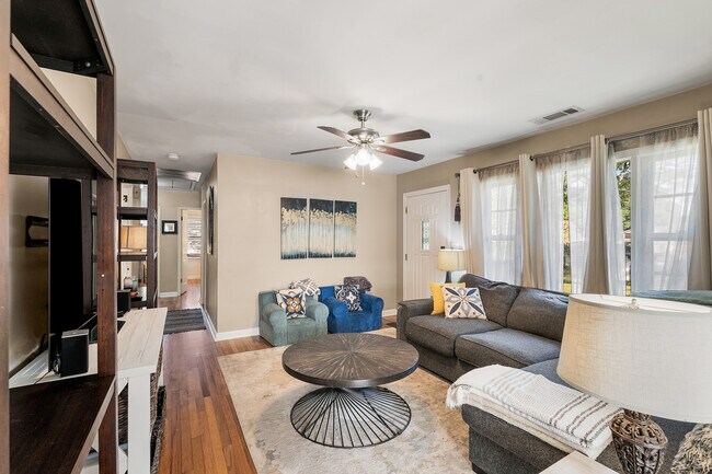 Foto del edificio - 2975 Catalina Dr