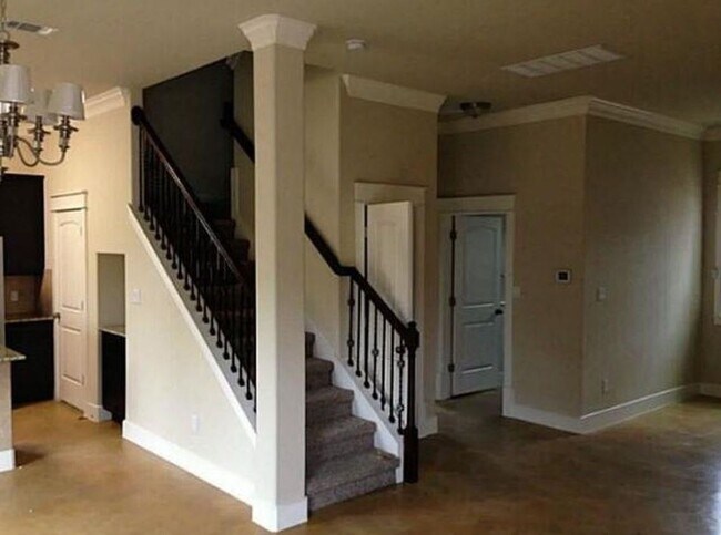 Foto del edificio - 4420 Red River St