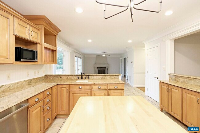 Building Photo - 2952 Cove Trce