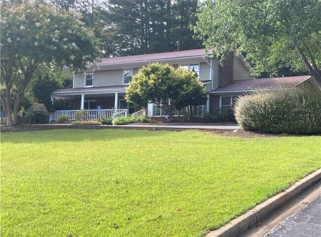 Building Photo - 10229 Clemson Blvd