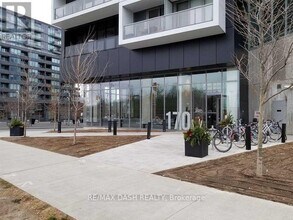 Building Photo - 170-1170 Bayview Ave
