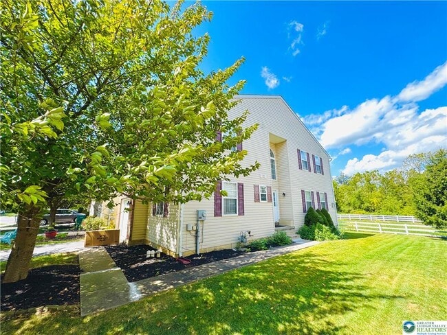 Building Photo - 6945 Hunt Dr