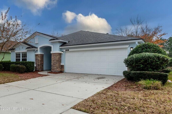 Foto del edificio - 4667 Pine Lake Dr