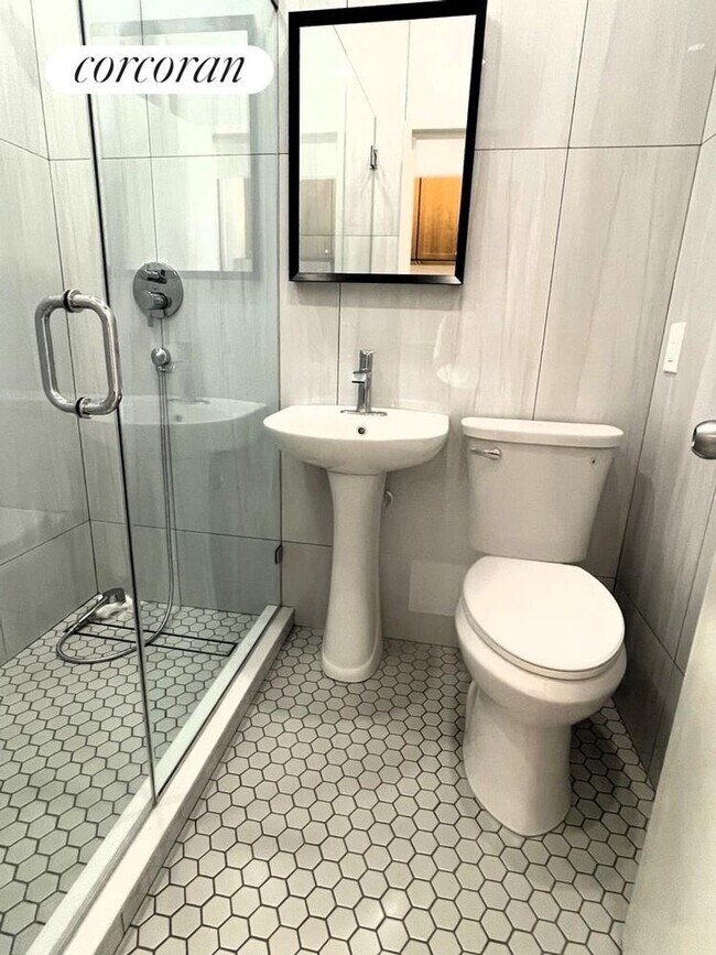 Foto del edificio - 505 E 87th St