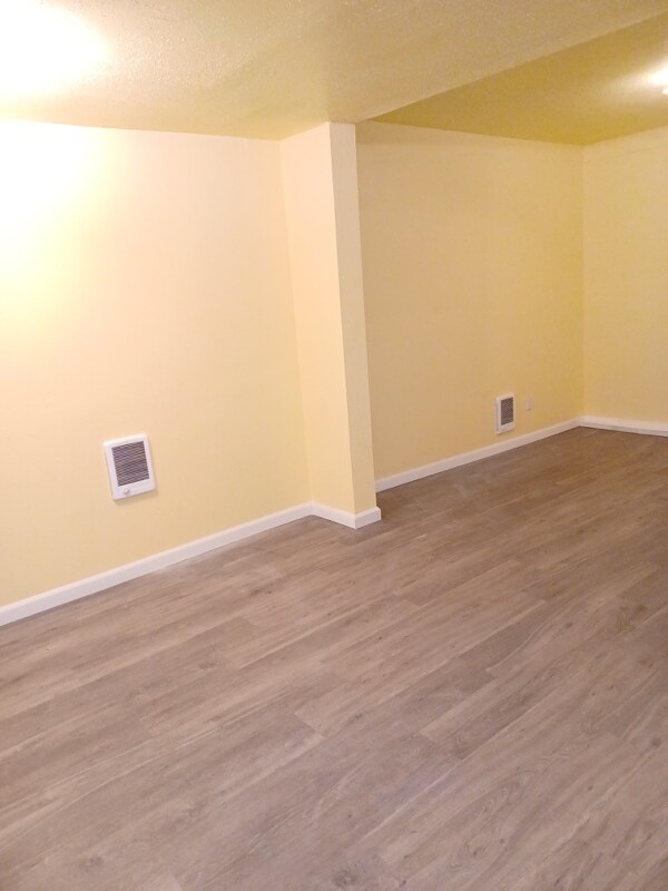 914 Sacramento St Unit E, Vallejo, CA 94590 Room for Rent in Vallejo