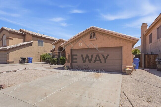 Building Photo - 4622 E Summerhaven Dr