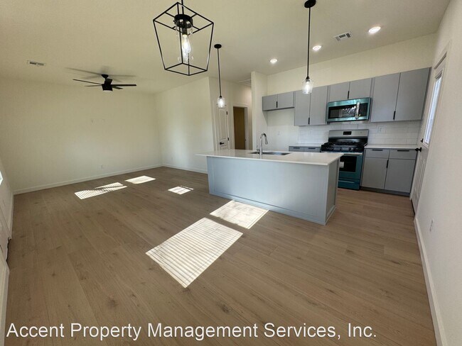 Building Photo - 2 br, 2 bath House - 2733 East Admiral Court