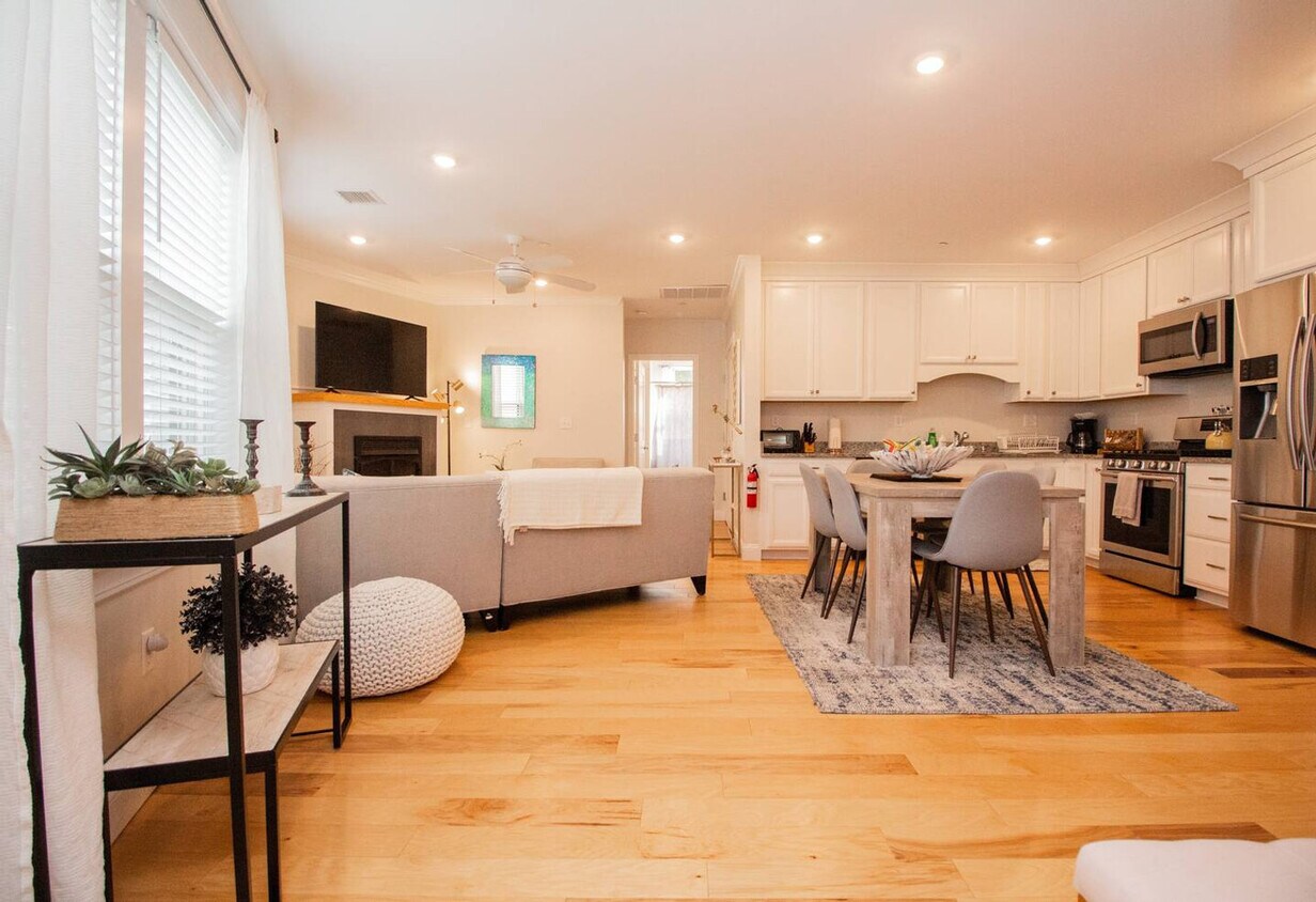 Foto principal - 1008 Tremont St