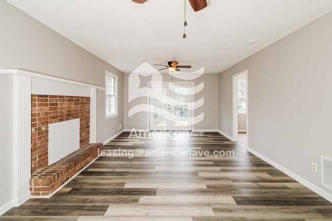 Building Photo - 9574 Windsor Lake Blvd