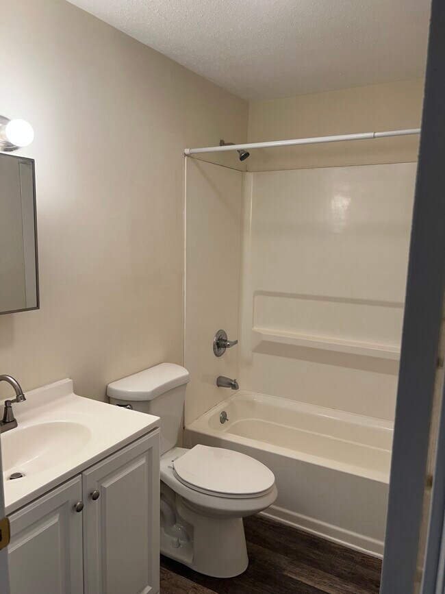 Foto del edificio - Holly Brook Apartments