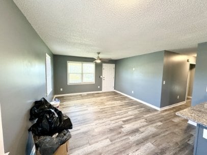 Building Photo - For Rent: Charming 3 Bedroom, 2 Bath Home in Beautiful West Union, SC