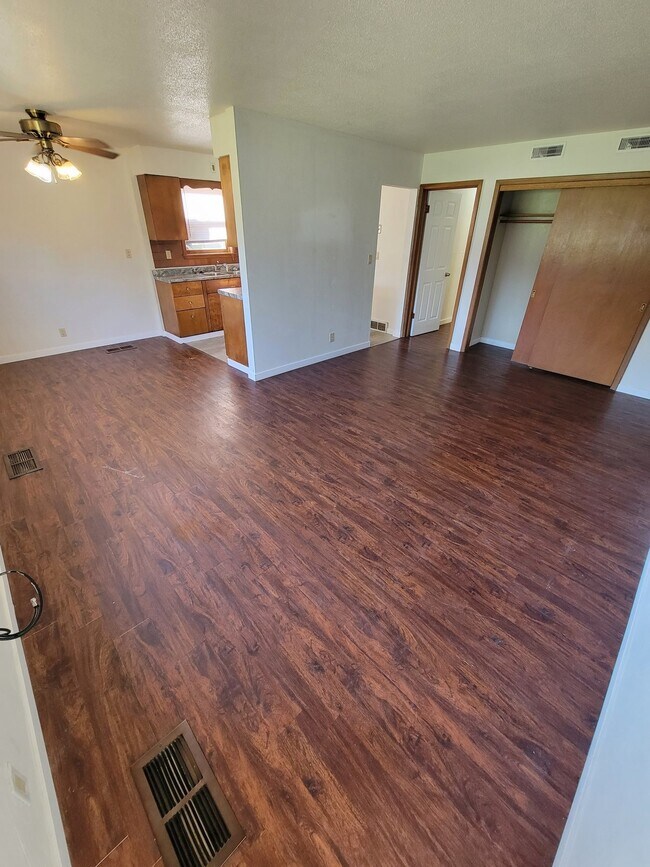 Foto del edificio - 2 Bedroom | 1 Bathroom Unit in Marion Avai...