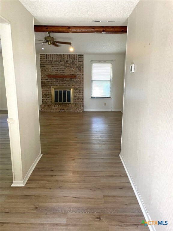 Foto del edificio - 3308 Sungate Dr