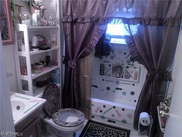 Building Photo - 1316 E 91st St