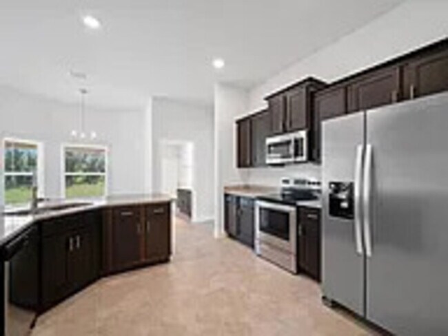 Building Photo - 599 San Ambrosio St