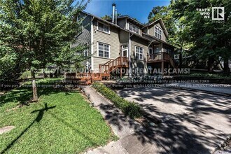 Building Photo - 209 Trent Ave