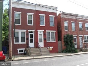 Building Photo - 514 W South St
