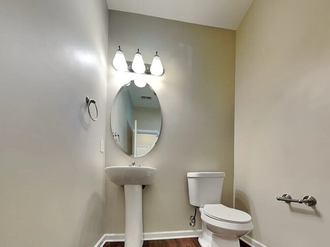 Foto del edificio - 1433 Ujamaa Dr