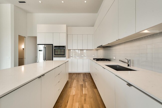 Foto del edificio - 1504 Burlew St