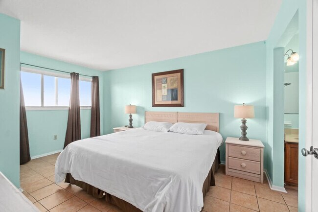 Foto del edificio - 8743 Thomas Dr